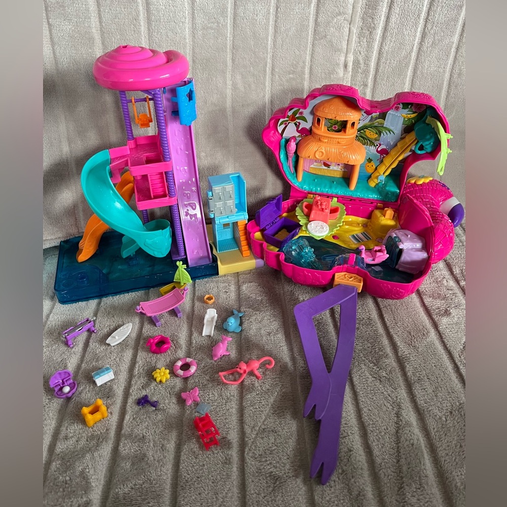 Polly Pocket Waterpark and Flamingo